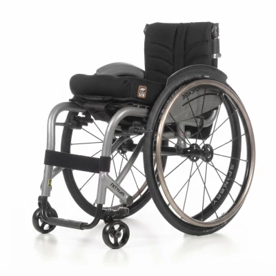 Aktivní a ultralehké invalidní vozíky Quickie Nitrum Hybrid Pro foto