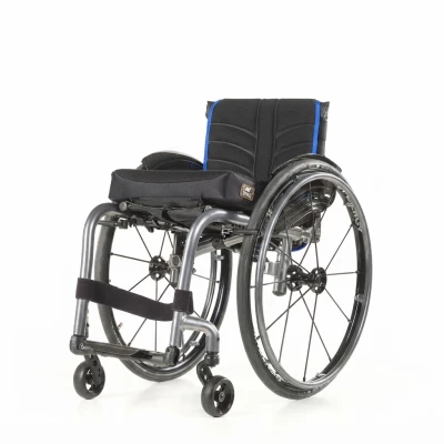 Aktivní a ultralehké invalidní vozíky Quickie Xenon² LITE foto