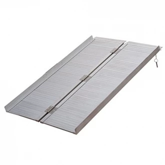 Nájezdy pro vozíky / skútry Nájezd pro invalidní vozík A foto