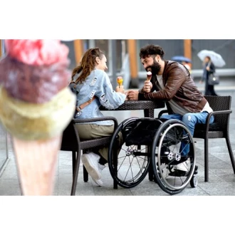 Invalidní vozík mechanický Quickie Nitrum Pro foto